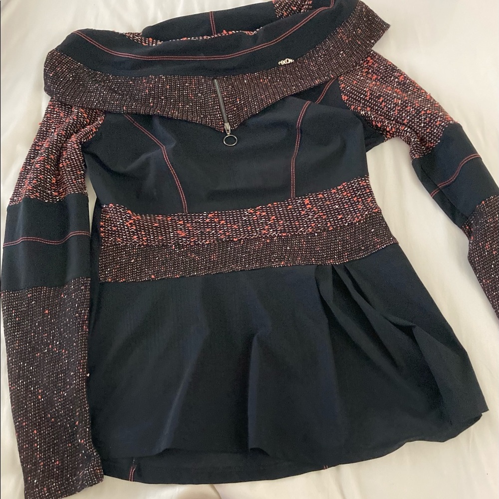 DECA PARIS Naomi Tunic